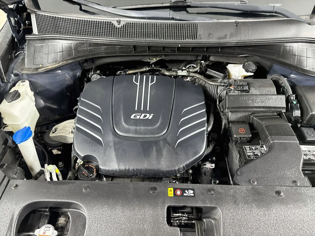 Used 2017 Blue Kia LX image 34