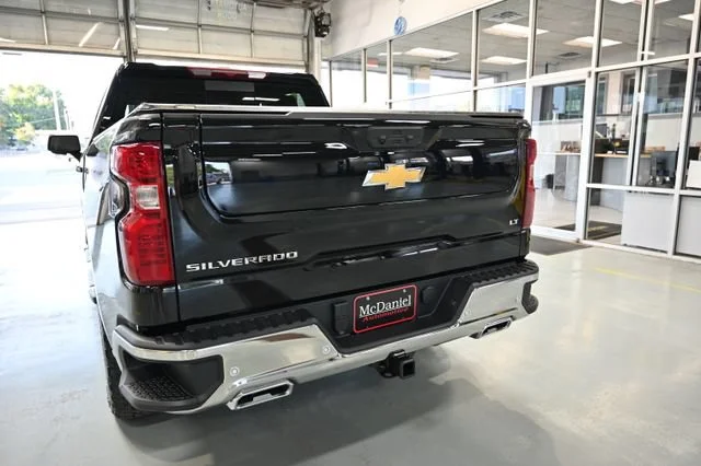 2026 Chevrolet Silverado 1500 LT - Photo 6