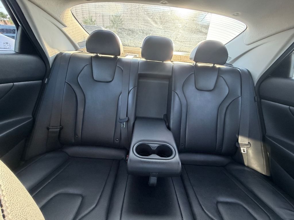 Used 2024 White Hyundai Limited image 19