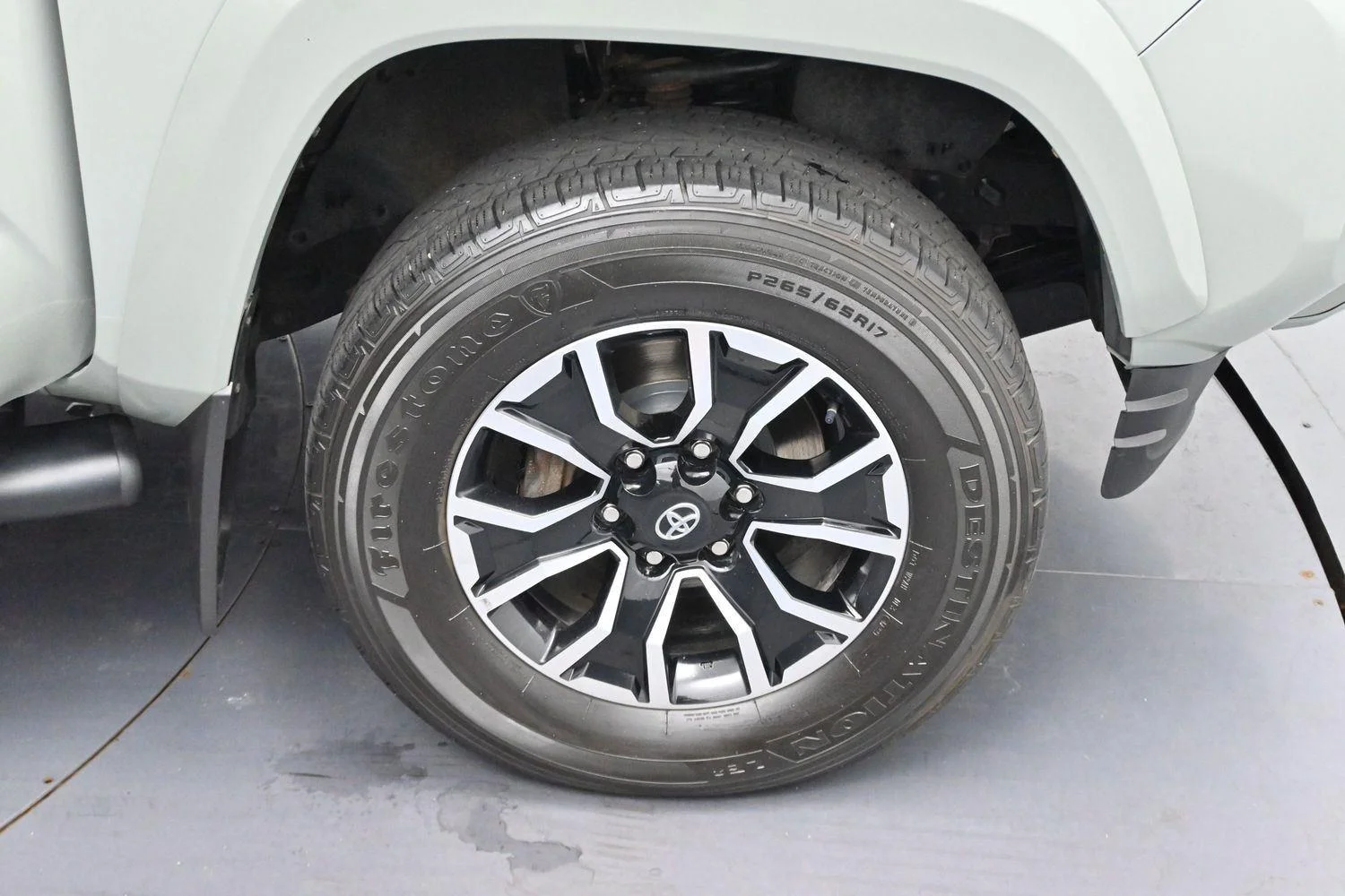 Used 2023 Gray Toyota SR image 33