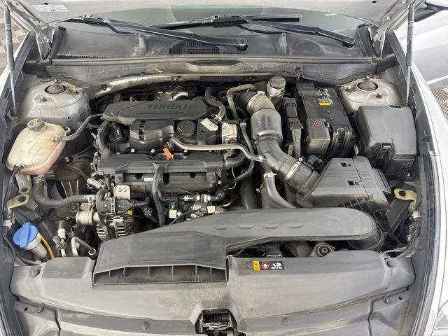 Used 2022 Silver Hyundai Limited image 32