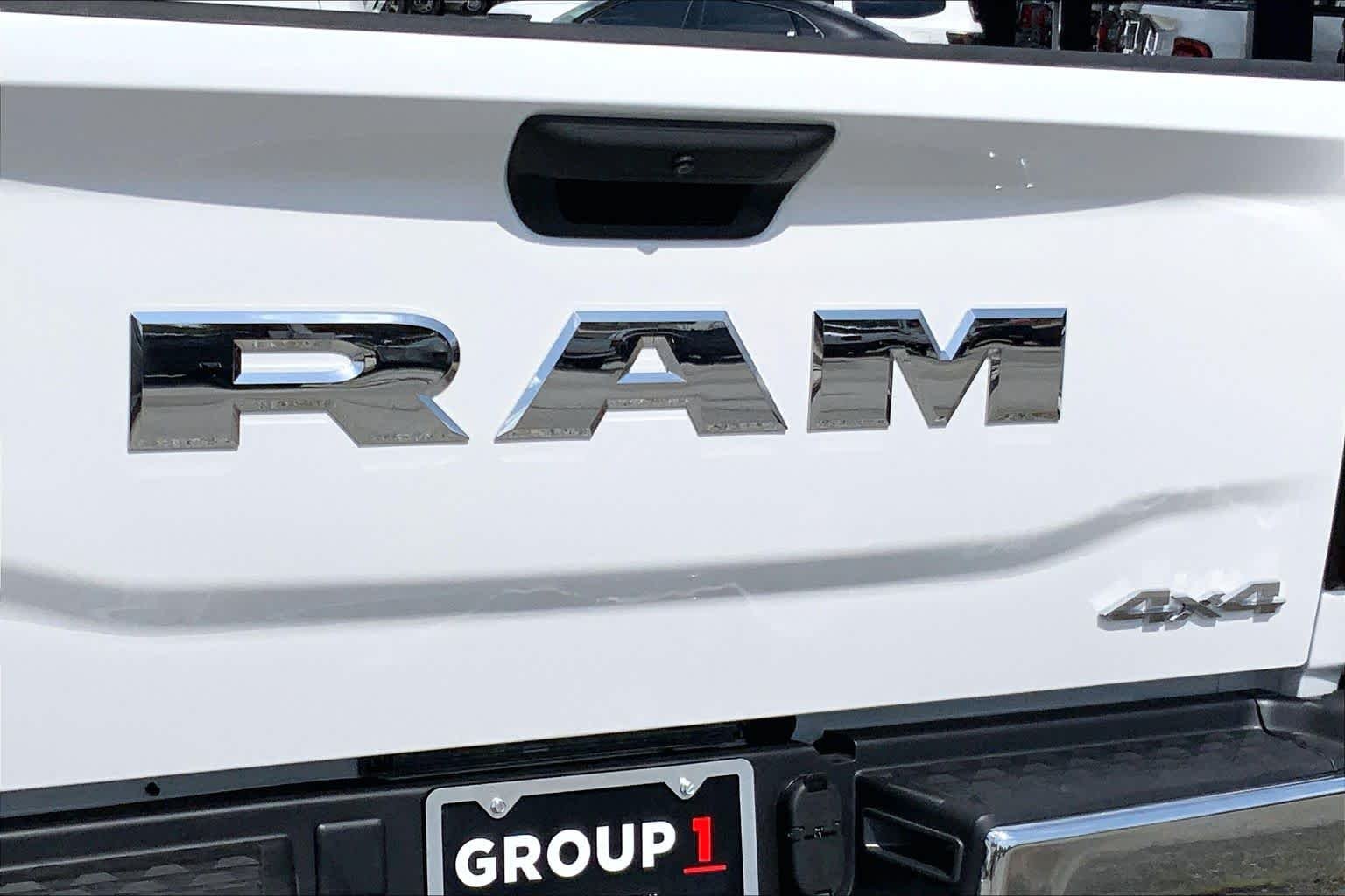 New 2026 Bright White Clear-Coat Exterior Paint RAM Tradesman image 14