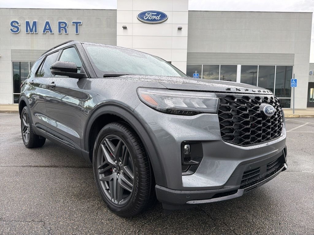 2026 Ford Explorer ST 4WD's photo