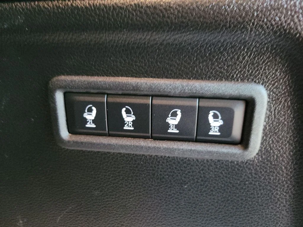 Used 2023 White Jeep Series II image 14
