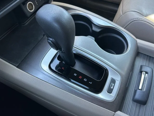 Used 2016  Honda EX-L image 27