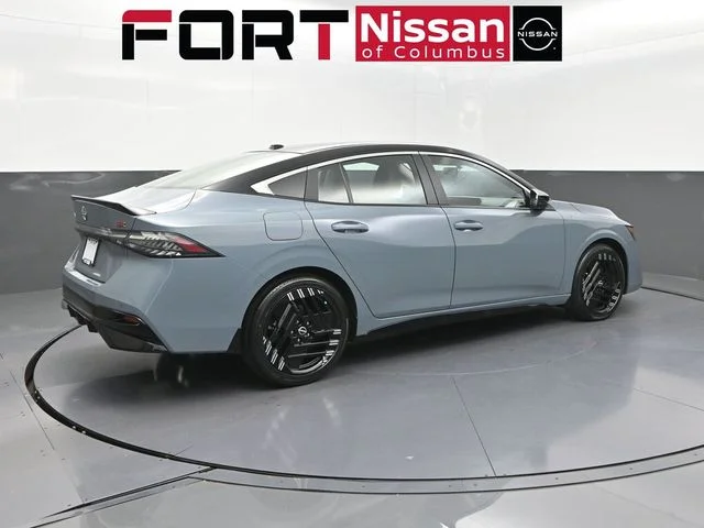 2026 Nissan Sentra SR - Photo 7