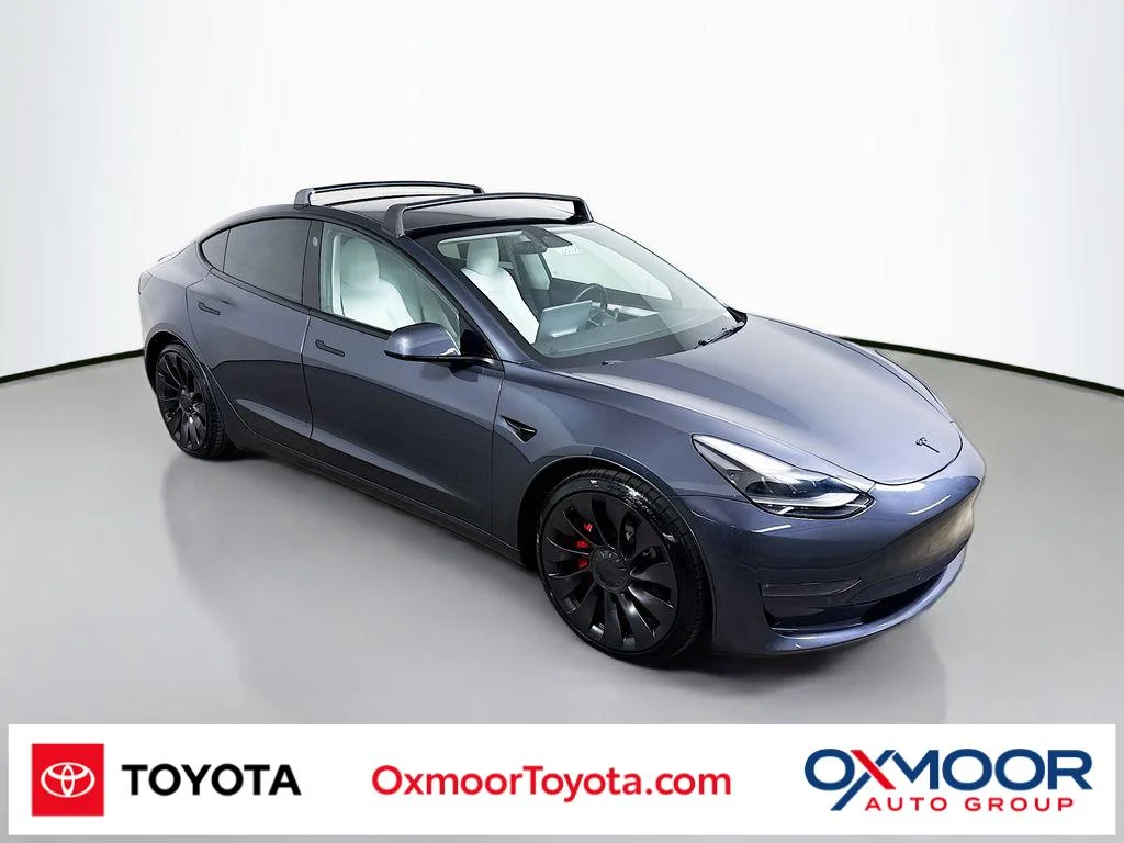 2022 Tesla Model 3 Performance Dual Motor All-Wheel Drive's photo