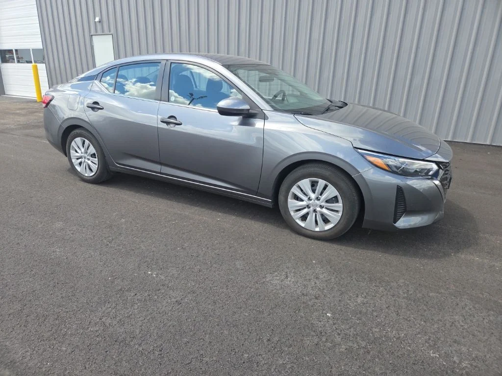 Used 2025 Gray Nissan S image 19