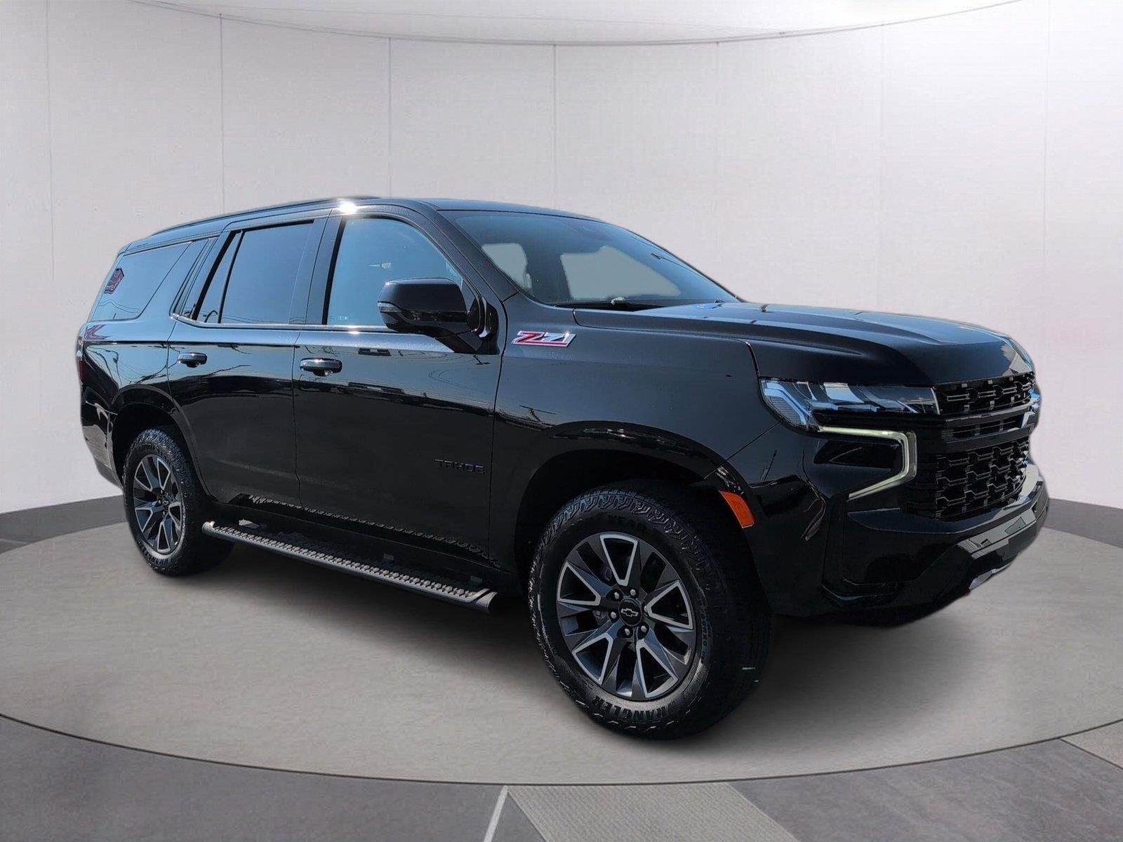 Used 2024 Black Chevrolet Z71 image 7