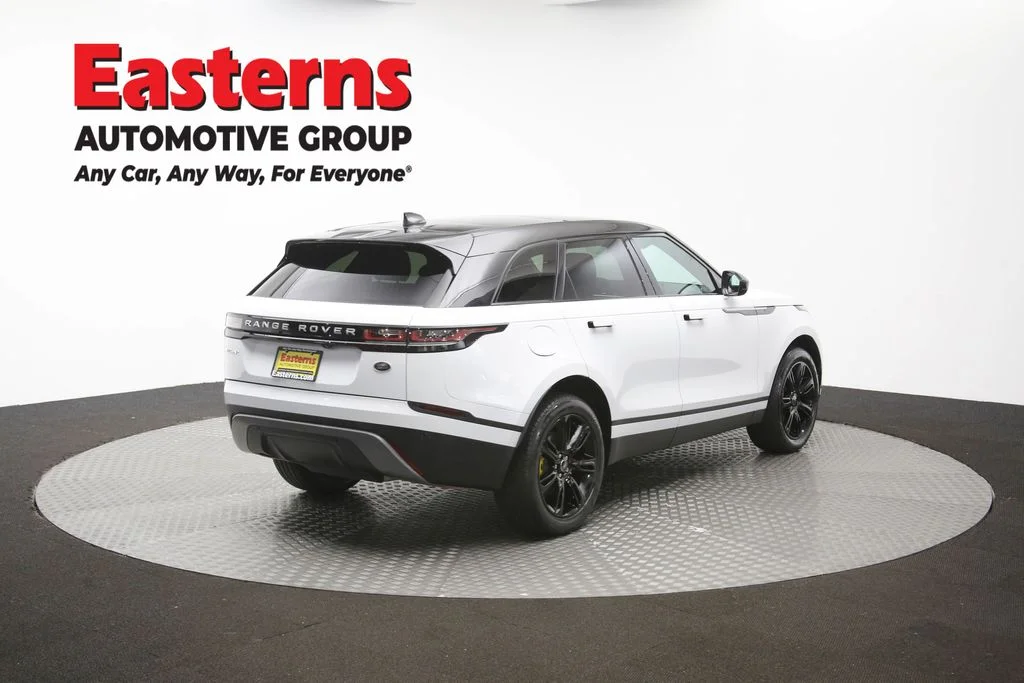 Used 2023 White Land Rover S image 42