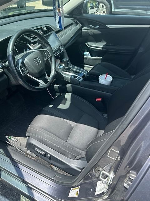 Used 2020  Honda EX image 10