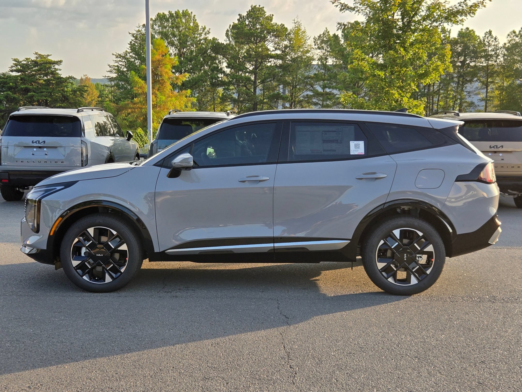 New 2027 Wolf Gray Kia SX-Prestige image 4
