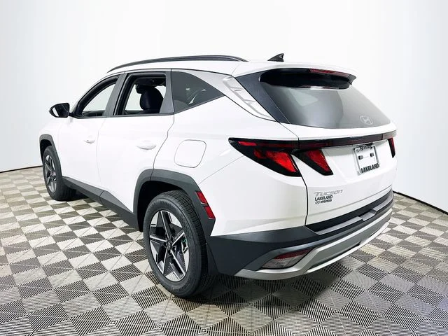 New 2026 Hyundai TUCSON SEL