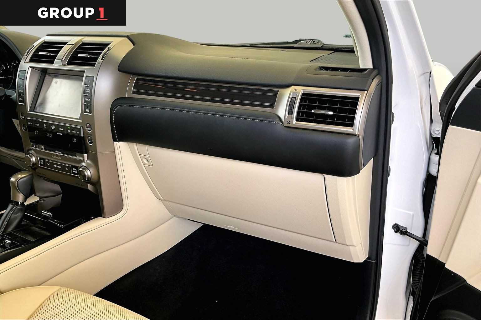 Certified Used 2021 STARFIRE PEARL Lexus Premium image 16
