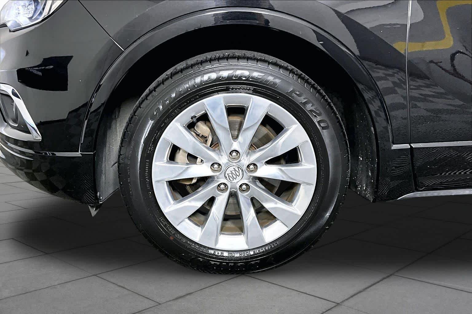 Used 2017 EBONY TWILIGHT METALLIC Buick Essence image 10