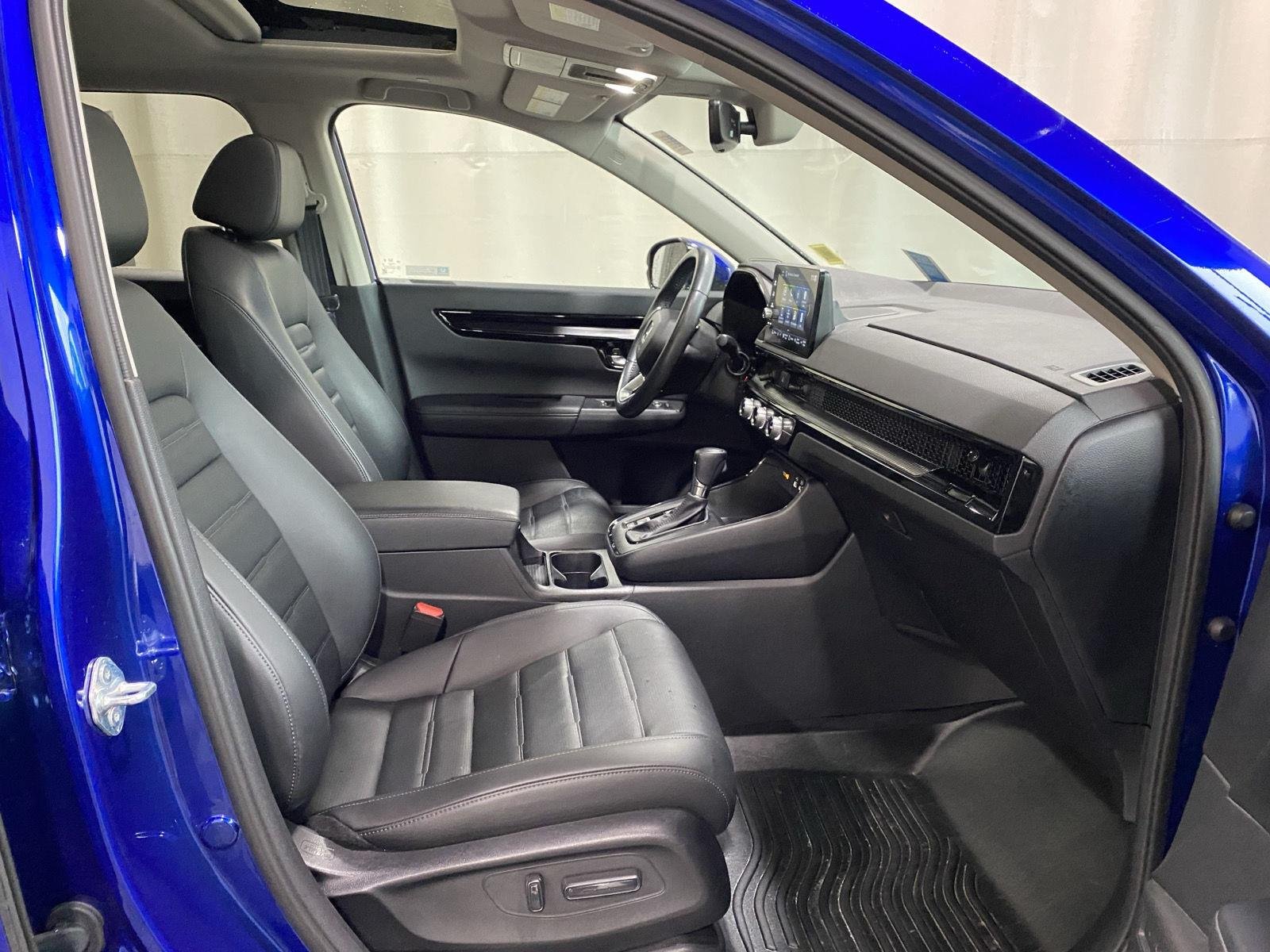 Used 2024 Still Night Pearl Honda EX-L image 11
