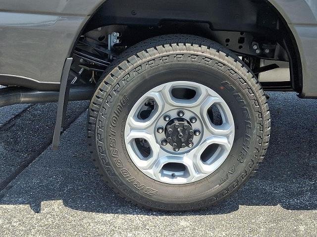 New 2026 Carbonized Gray Metallic Ford F-250® XLT image 25