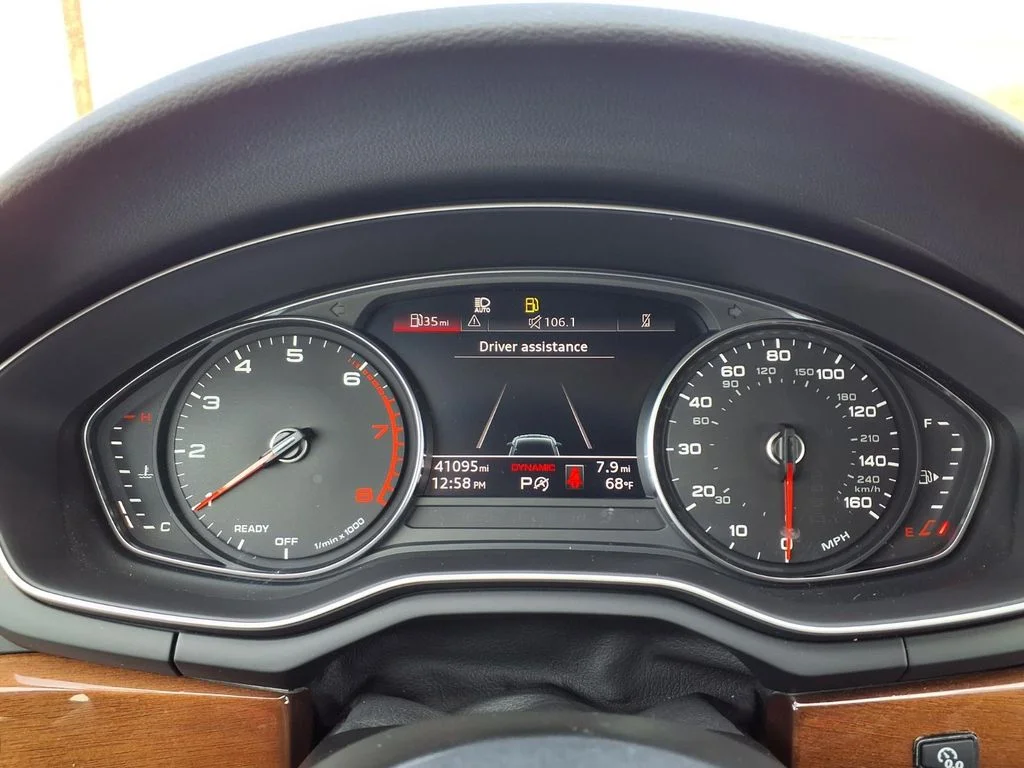 Used 2023 Manhattan Gray Metallic Audi Premium image 15