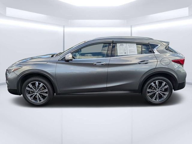 Used 2017 Gray INFINITI Premium image 6
