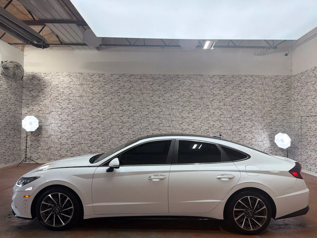 Used 2020 Quartz White Hyundai Limited image 4