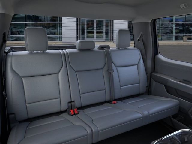 2025 Ford F-150 Lightning Flash - Photo 11