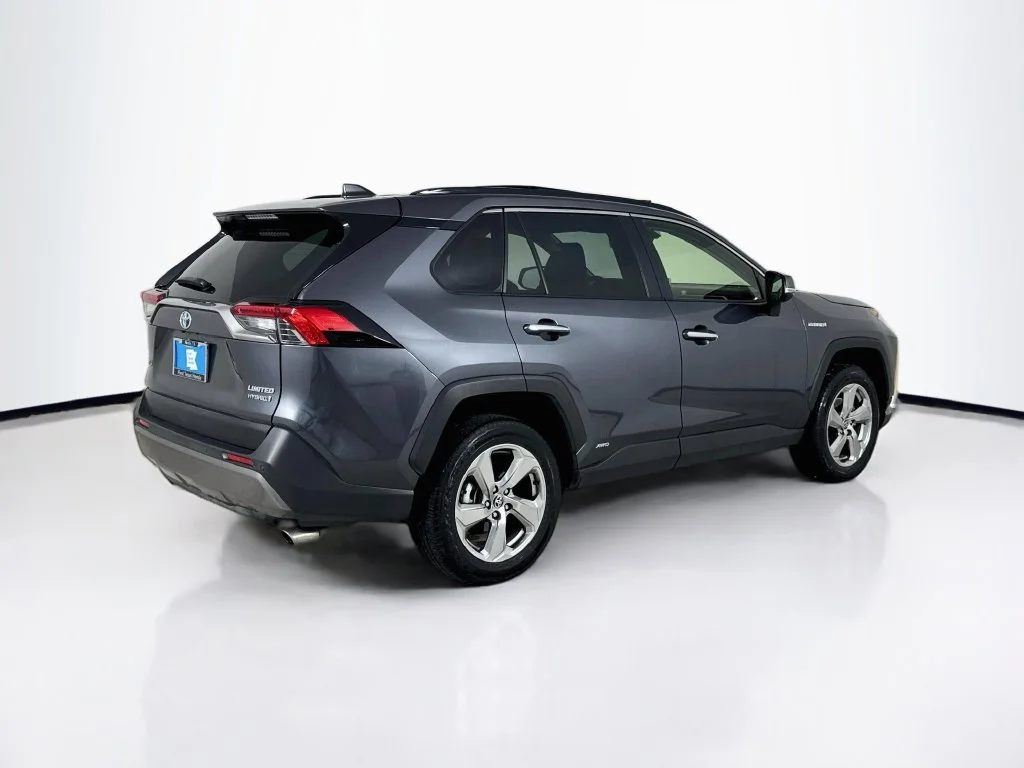 Used 2020 Magnetic Gray Metallic Toyota Limited image 8