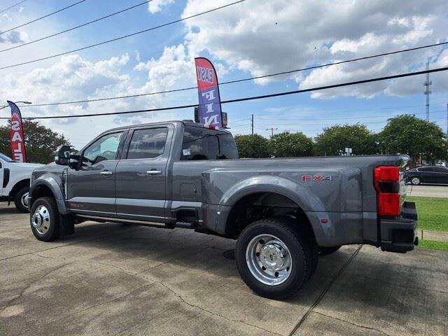 New 2026 Carbonized Gray Metallic Ford F-450® Platinum® image 7