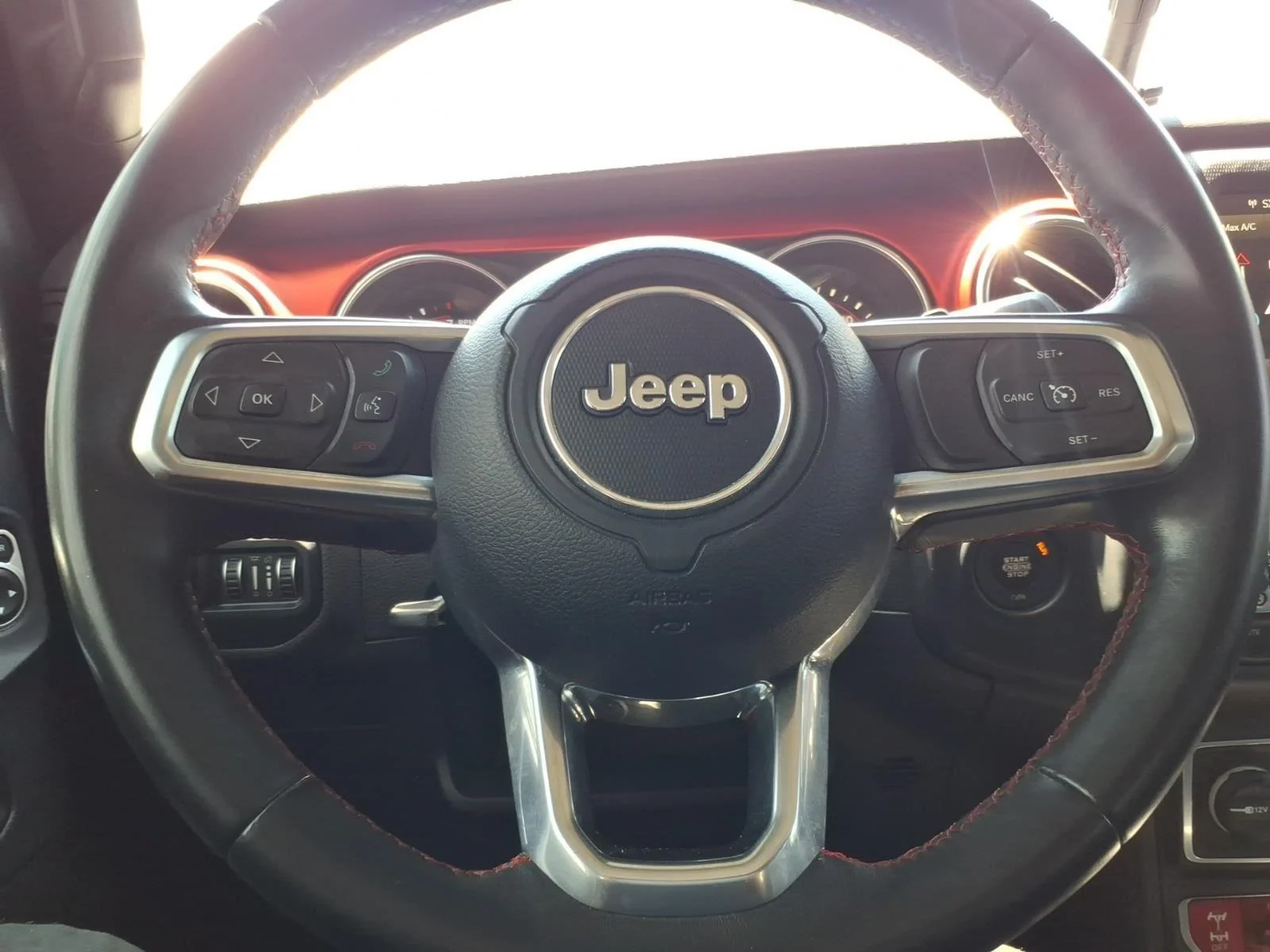 Used 2018 Granite Crystal Metallic Clearcoat Jeep Rubicon image 24