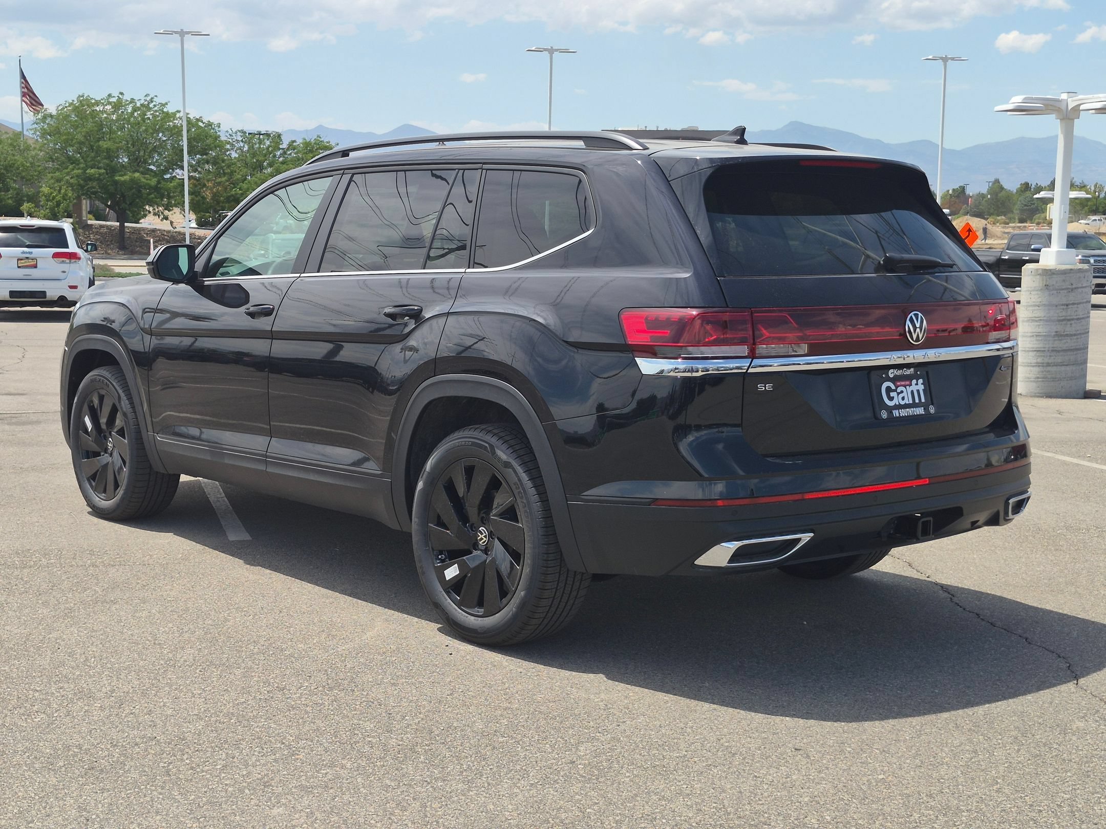 New 2026 Deep Black Pearl Volkswagen 2.0T SE w/Technology image 5
