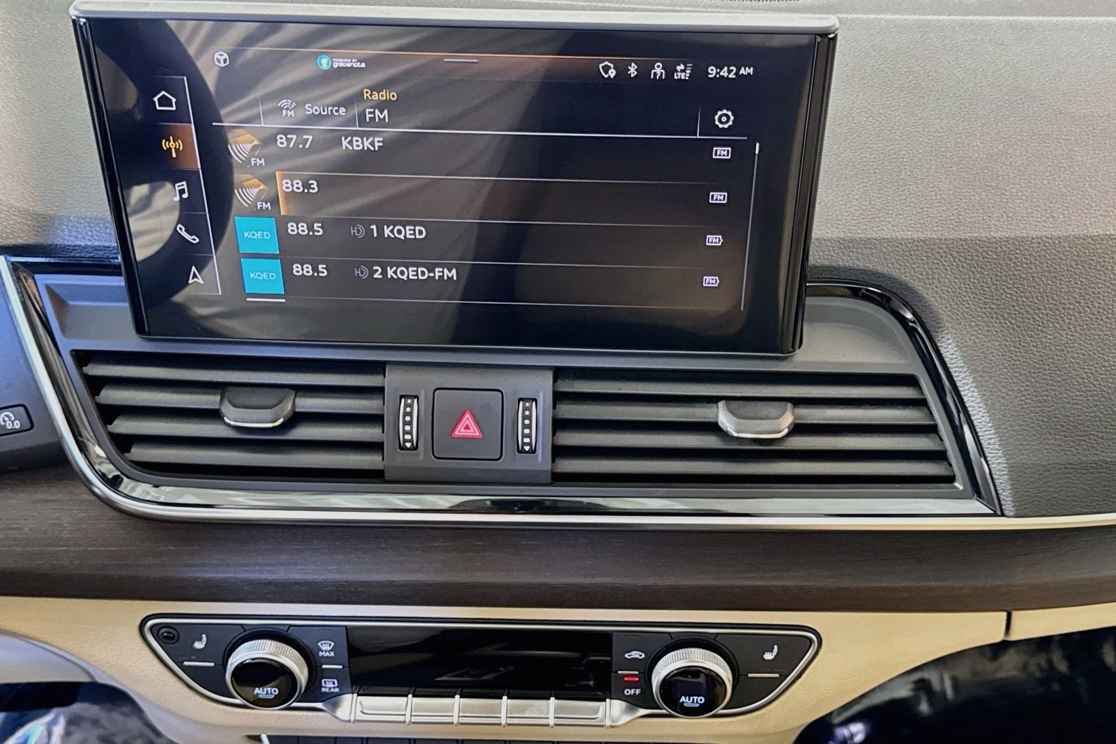 Used 2022 Mythos Black Metallic Audi Premium image 15