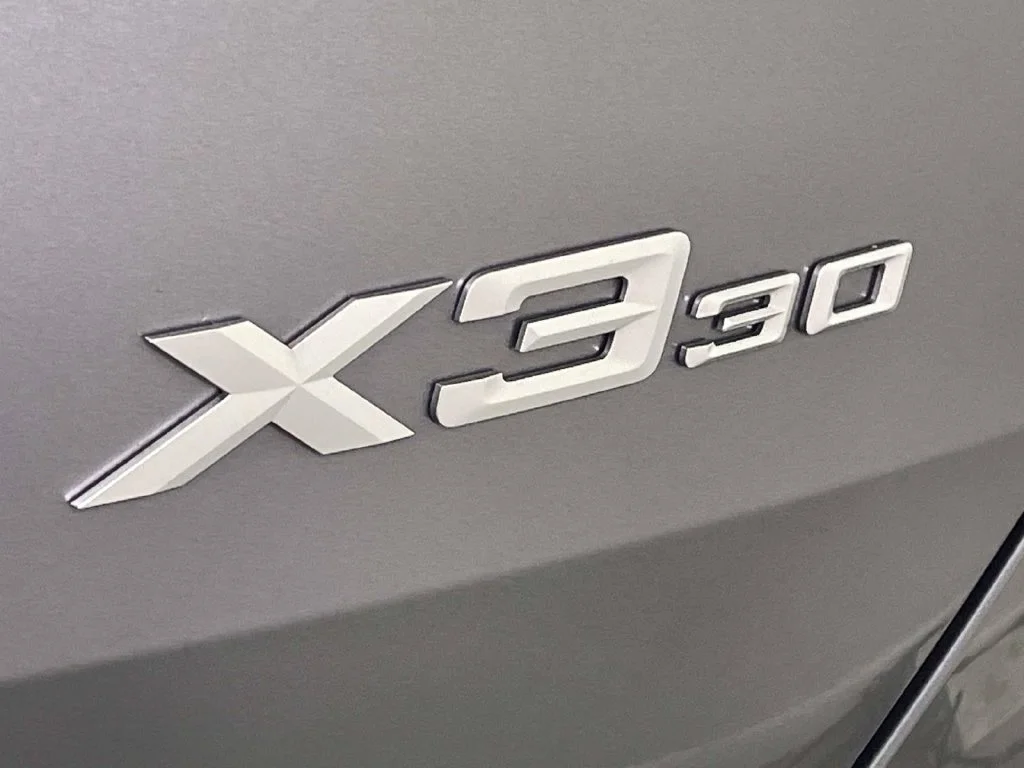 2026 BMW X3 30 - Photo 12