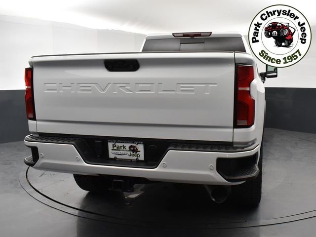 Used 2024 White Chevrolet LT image 5
