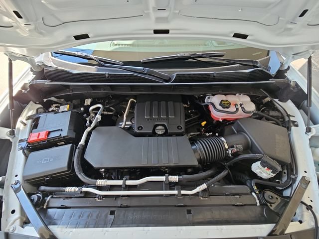 New 2026 Summit White GMC Pro image 17