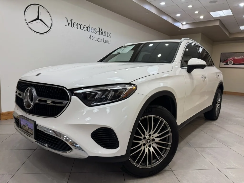 2025 Mercedes-Benz GLC