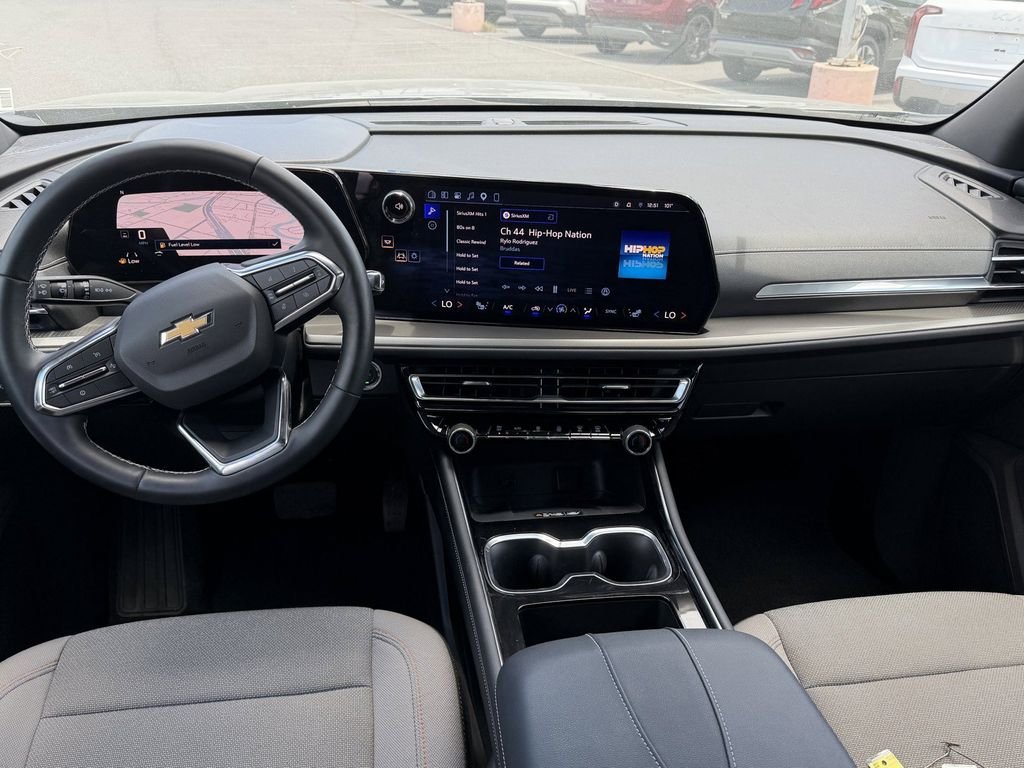 2026 Chevrolet Traverse LT - Photo 11