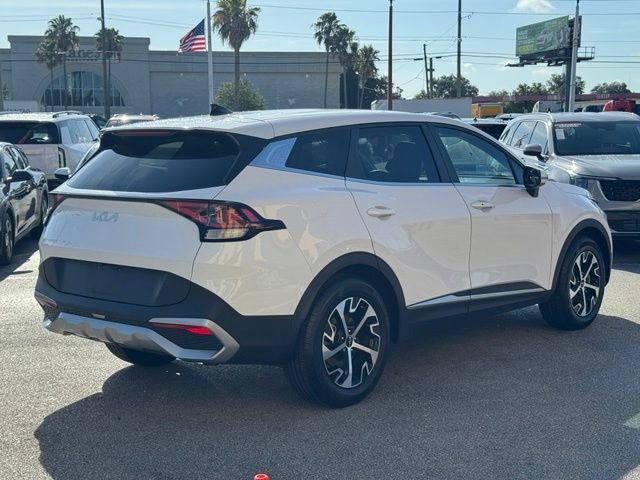 Used 2023 White Kia EX image 3