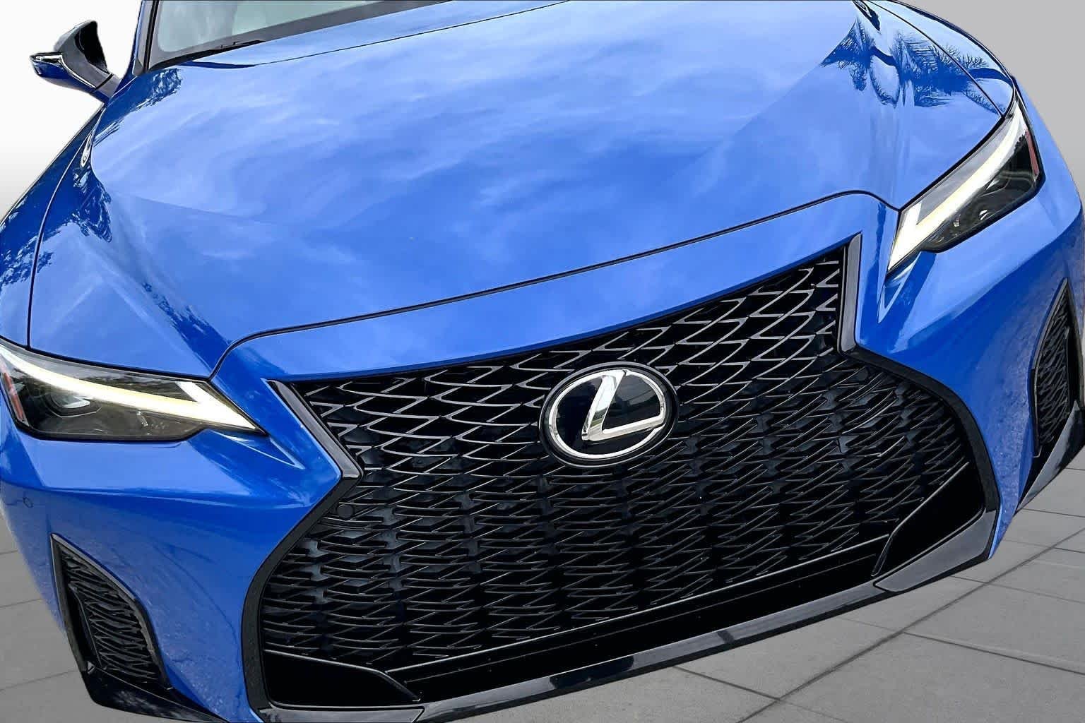 Certified Used 2022 Grecian Water Lexus F SPORT image 30