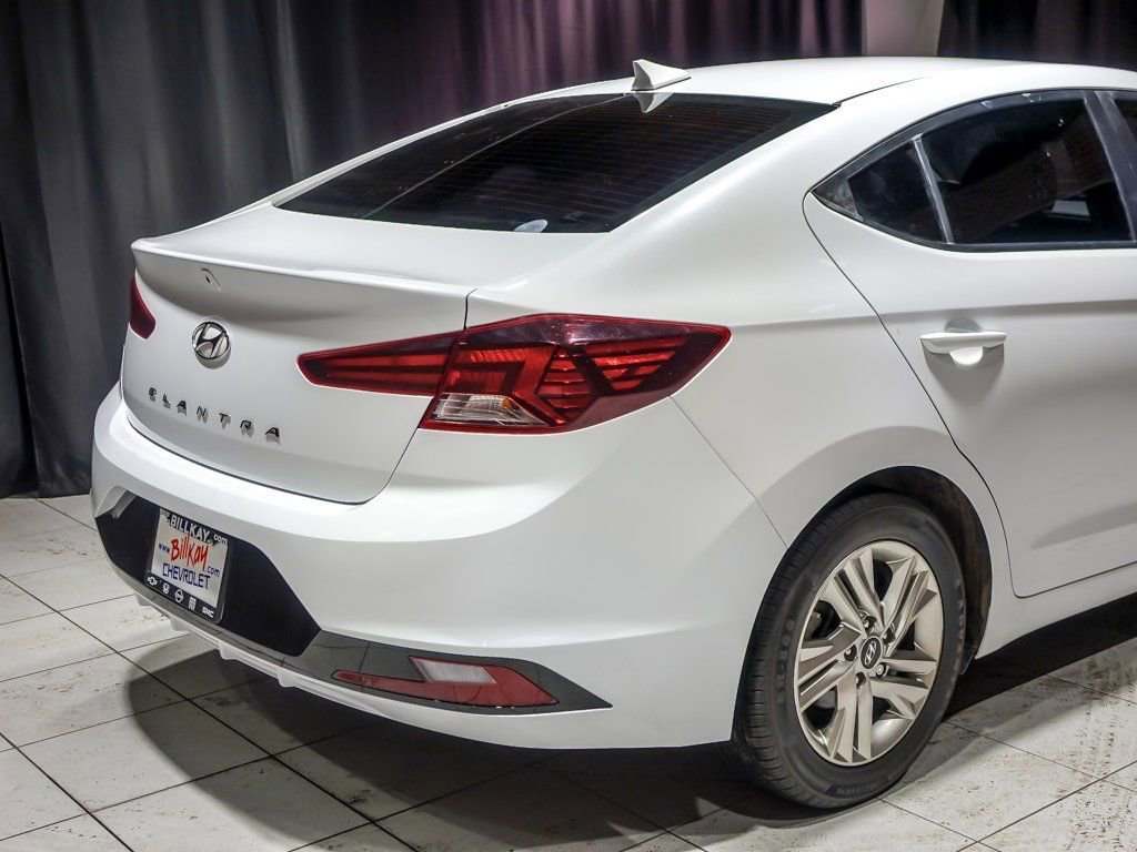 2020 HYUNDAI ELANTRA - Image 10