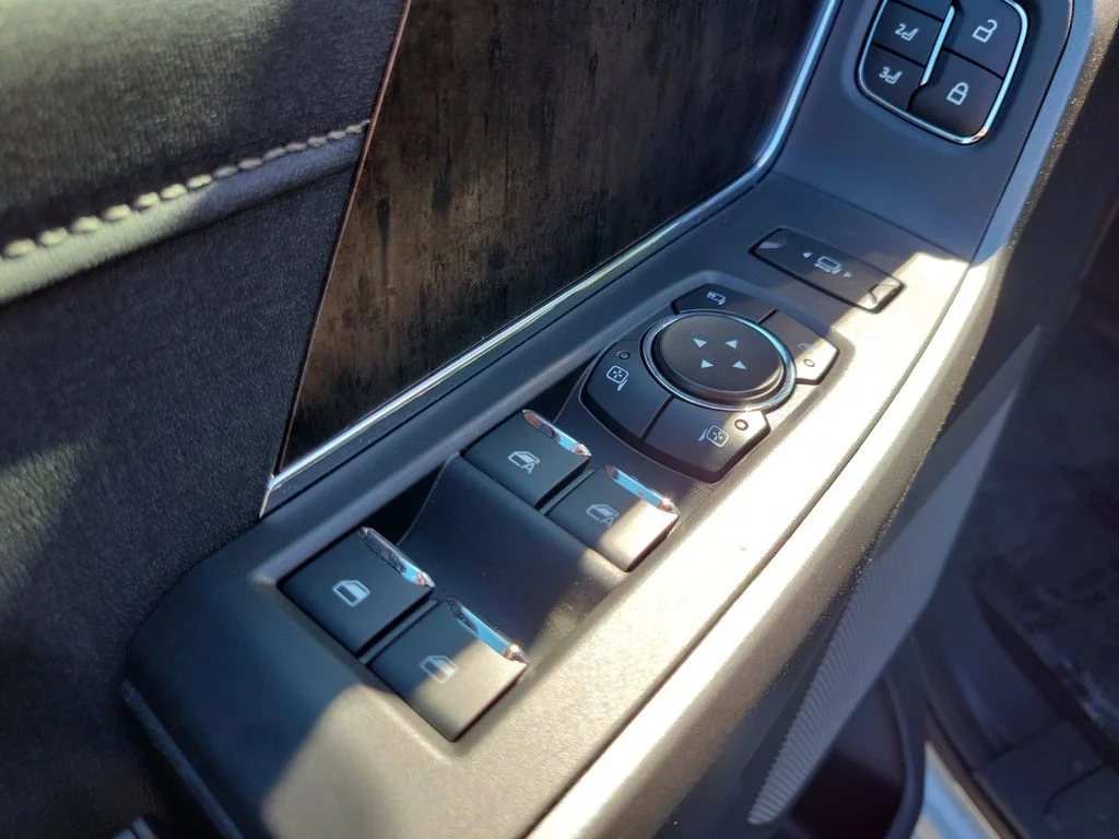 New 2026 Avalanche Ford F-250® Lariat® image 15