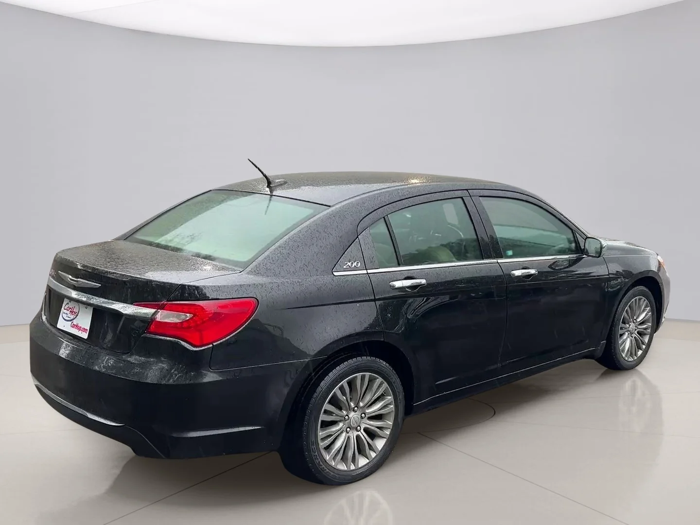 Used 2012 Black Chrysler LIMITED image 5