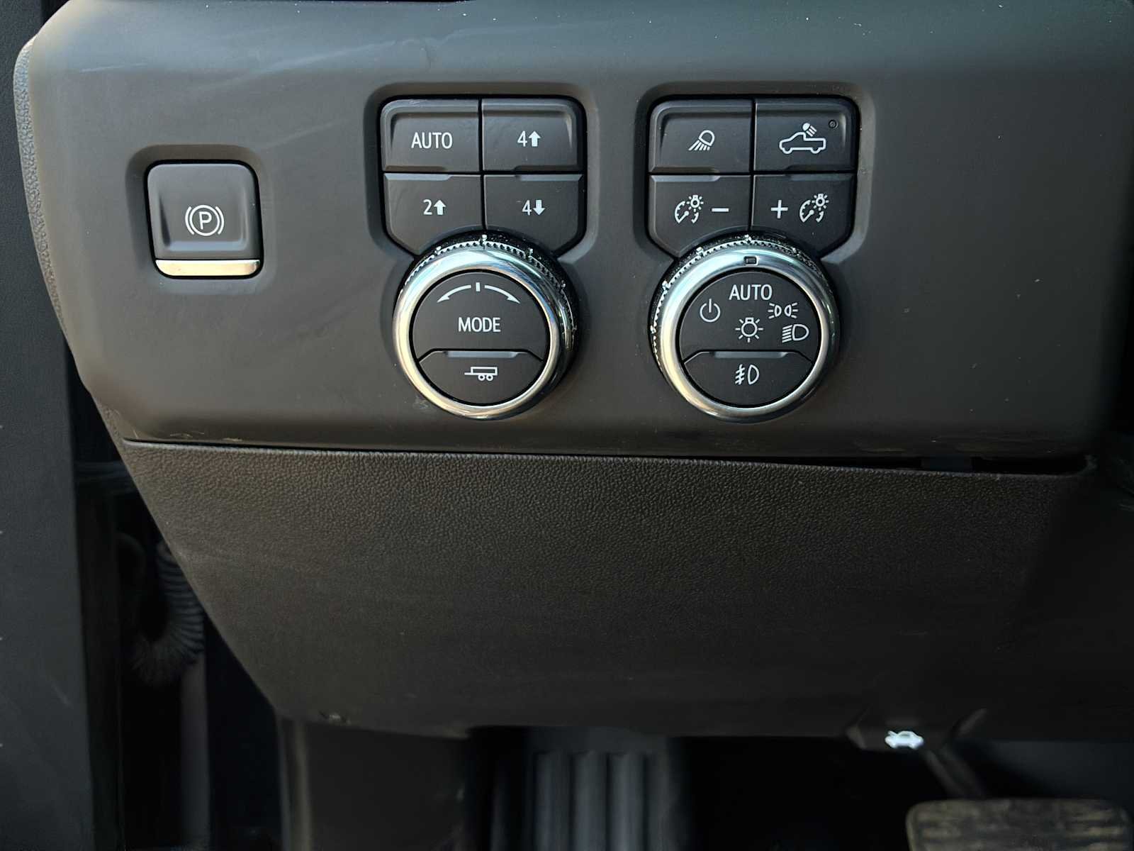 Certified Used 2024 Onyx Black GMC Denali image 10