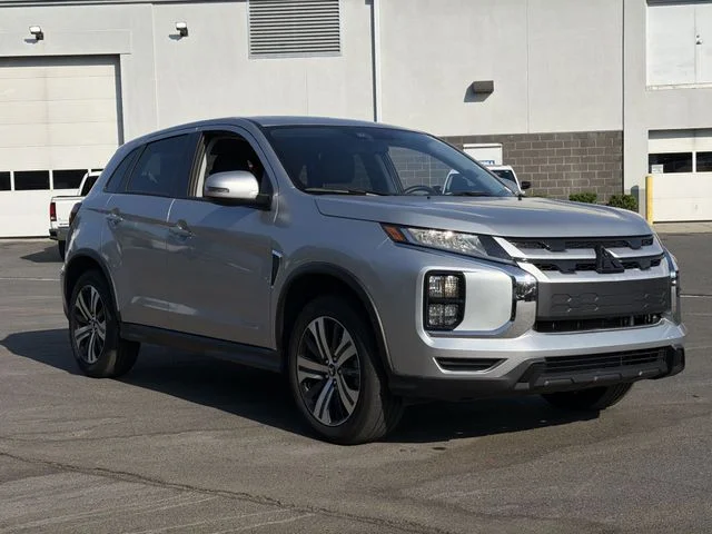 Used 2026 Silver Mitsubishi 2.0 SE image 14