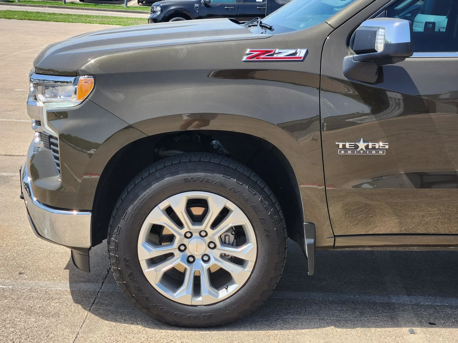 Used 2024 Brown Chevrolet LTZ image 8