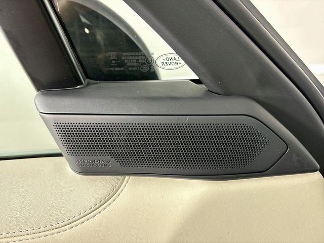 New 2027 White Land Rover SE image 19