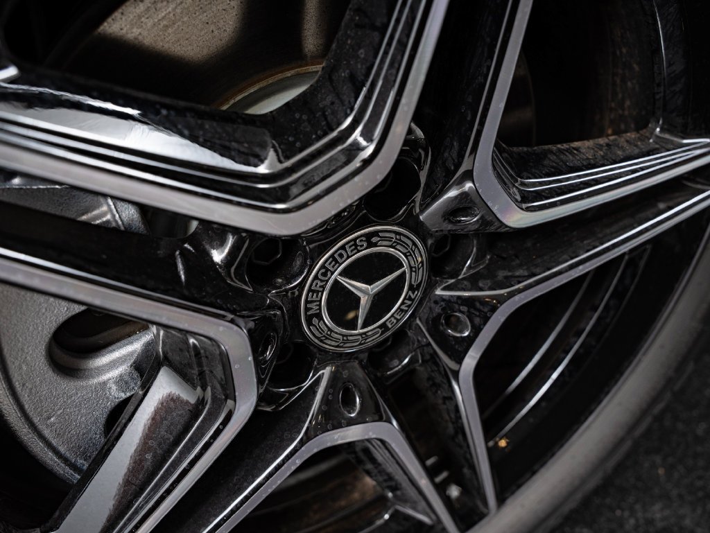 New 2026 Polar White Mercedes-Benz GLA 250 image 8