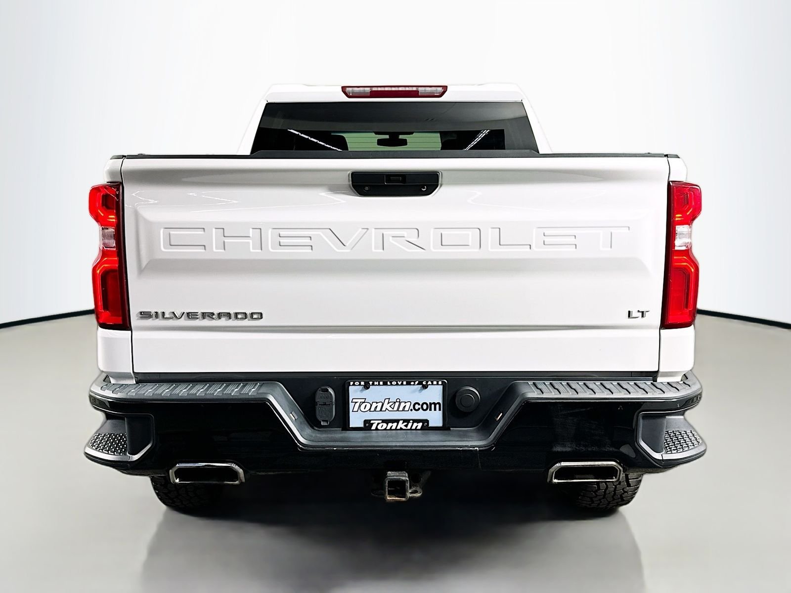 Used 2019 Summit White Chevrolet LT Trail Boss image 10