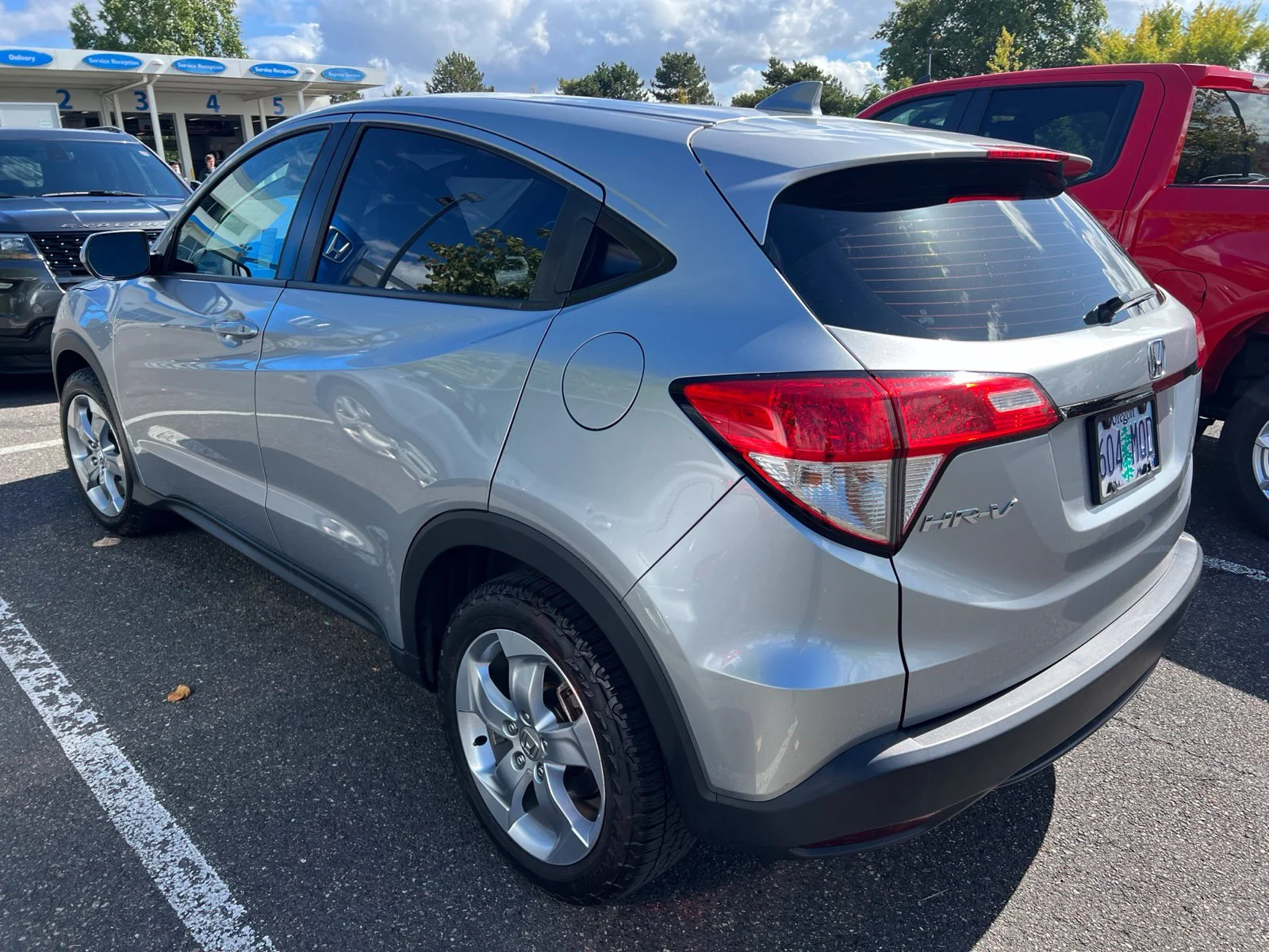 Used 2019 Lunar Silver Metallic Honda LX image 6