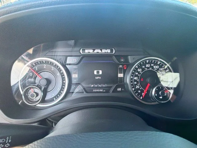 Used 2022 Delmonico Red Pearlcoat Ram Laramie image 25
