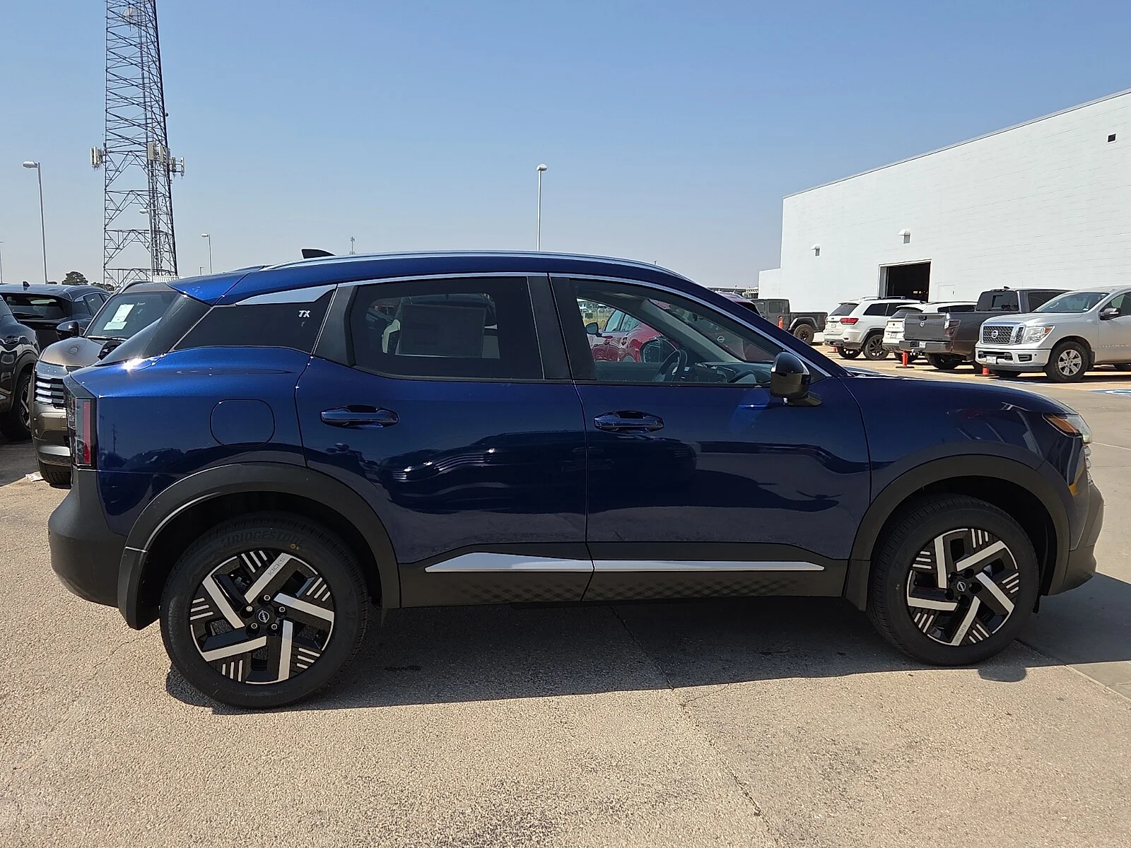 New 2026 RAY Deep Blue Nissan SV Front-Wheel Drive image 5