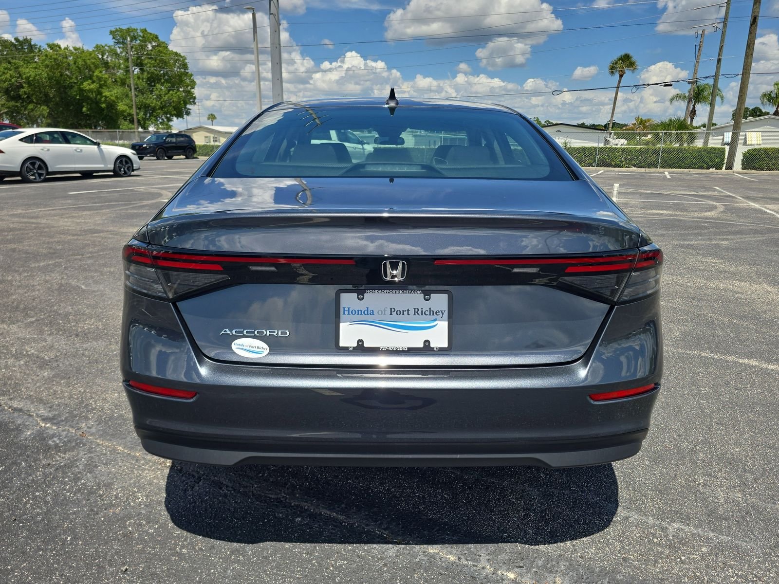 New 2026 Meteorite Gray Metallic Honda LX image 5
